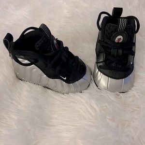 Nike Lil Posite One Infant size 2